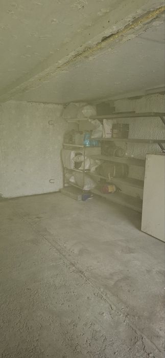 Сдам гараж на Косиора ул.Осенняя 3000 грн
