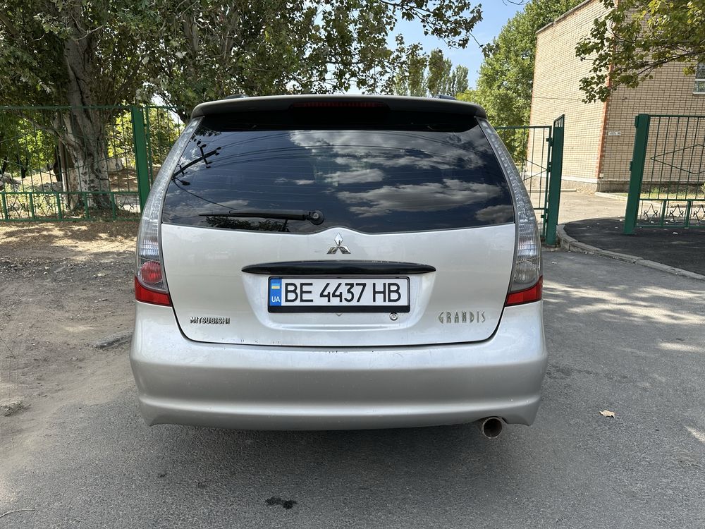 Mitsubishi Grandis 2009 АКПП
