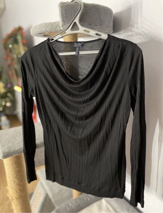 Жіноча кофтинка Armani оригінал розмір L