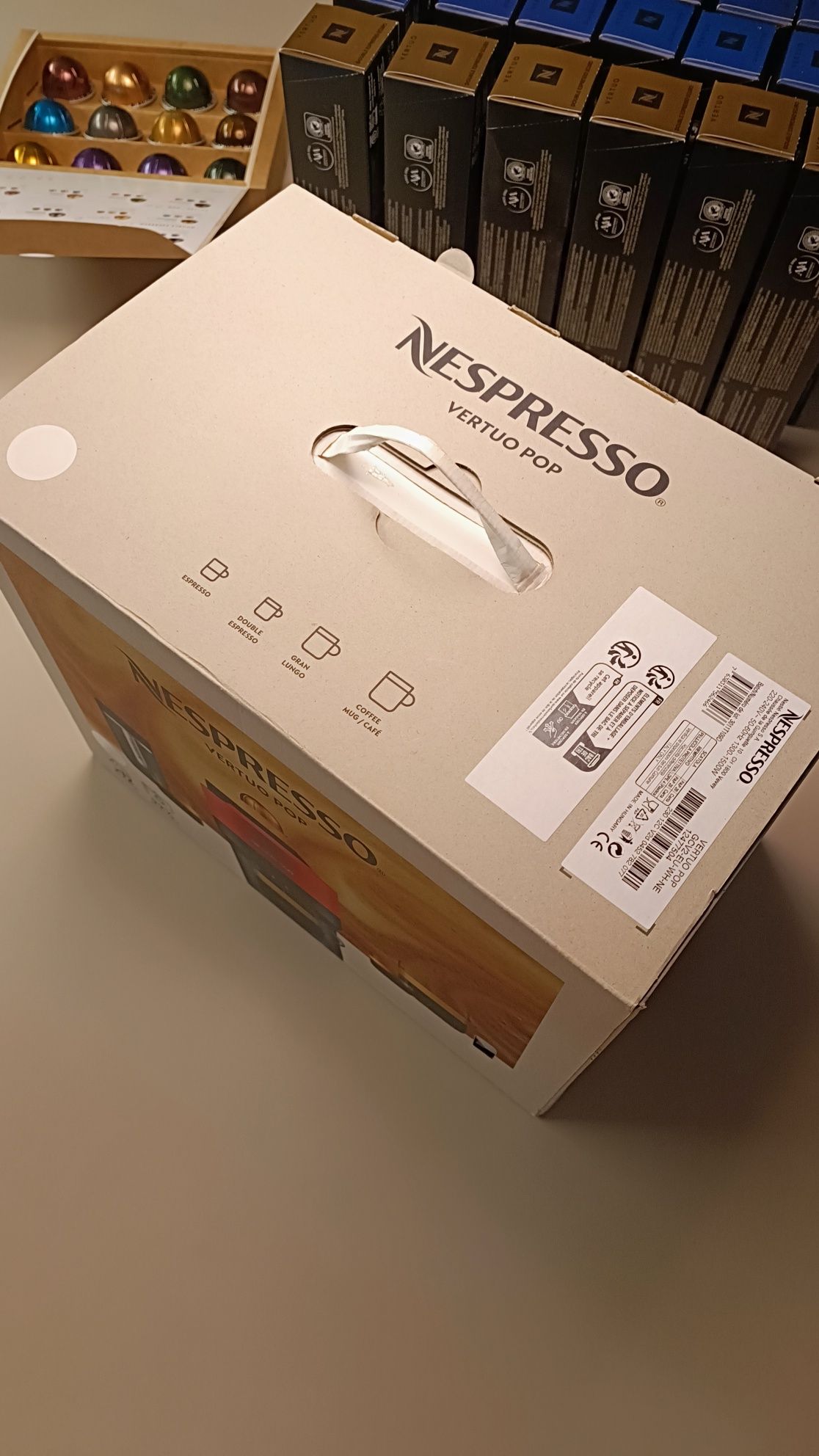 Máquina Nespresso Vertuo Pop NOVA