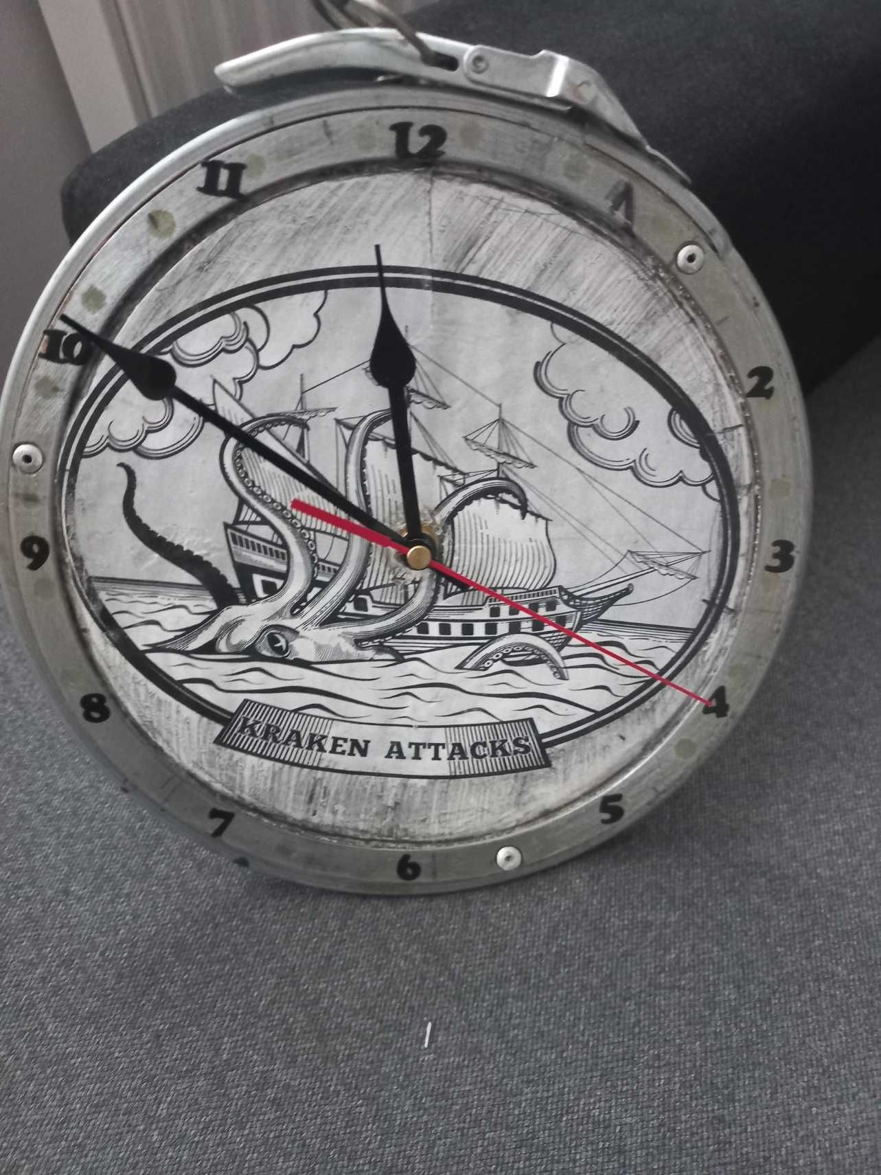 Zegar ścienny metalowo-drewniany, unikat, rękodzieło.