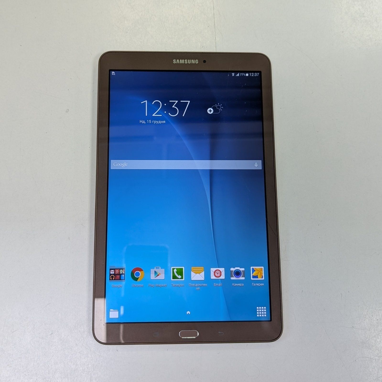 Планшет Samsung Galaxy Tab E 9.6 SM-T561, LTE