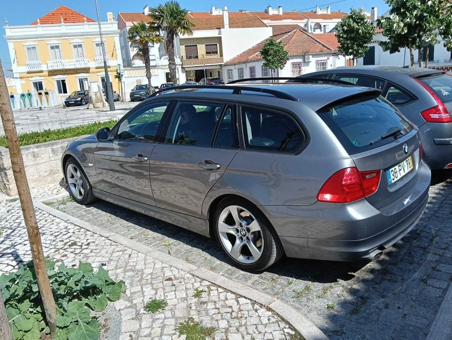 BMW 320d turing 2009