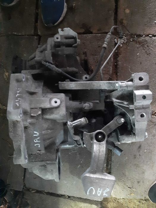 VW 1.4 TSI skrzynia biegów symbol JAU