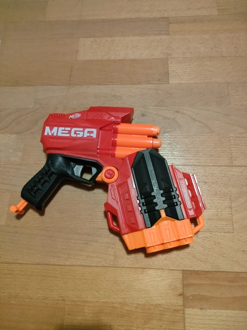 wyrzutnia Nerf mega tri break