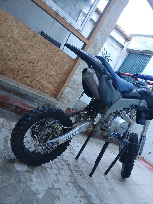 Vendo pit bike 140cc