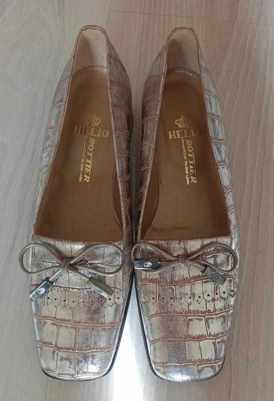 Sapatos Helio Bottier,em pele Novos