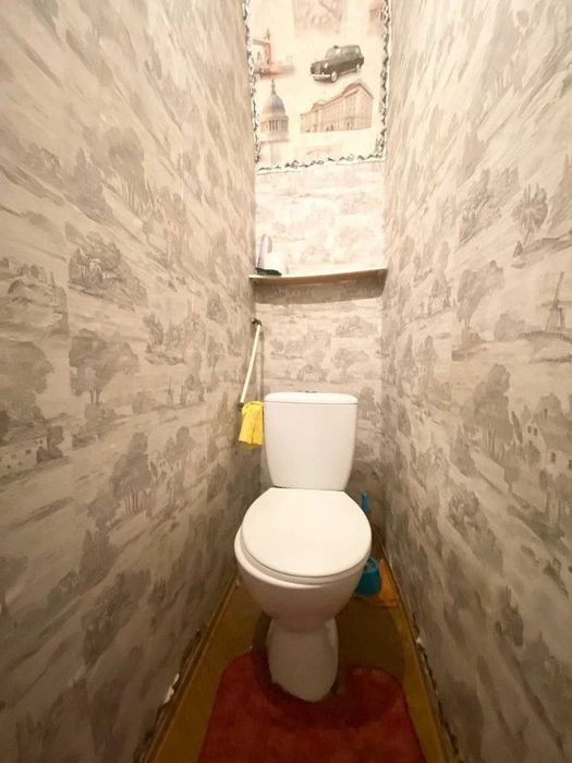 Продам 1 кімнату в комуналці