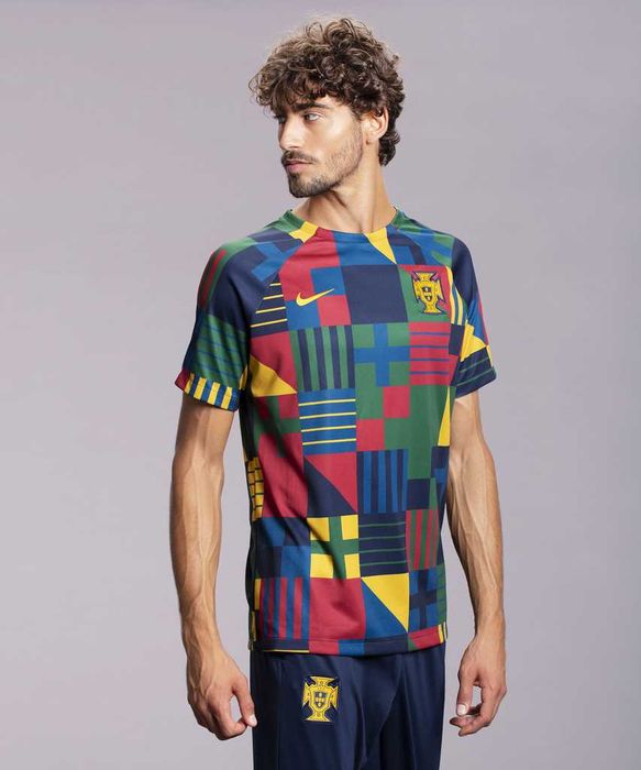 Camisola Nike Portugal Pré-jogo 2022  (XXL)