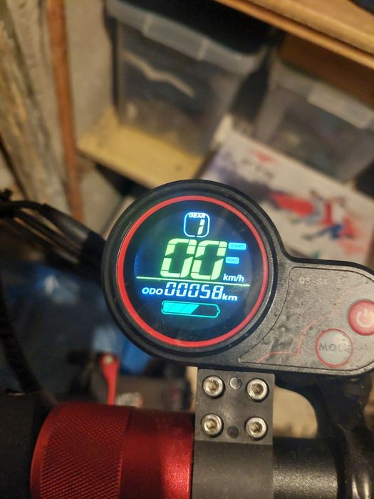 Hulajnoga Motus 10 Pro 2021