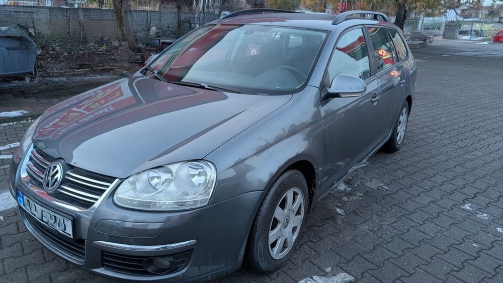 2x Golf 5 1.6 MPI + LPG  butla  w kole aż 70L  extra wersja  dobry