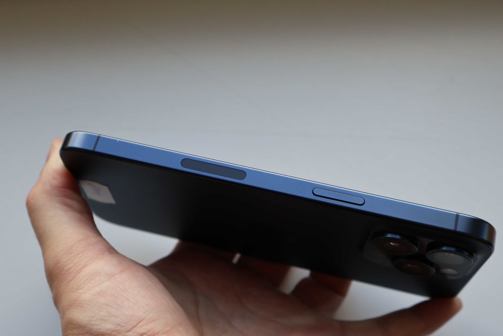 Apple Iphone 15 Pro Max 1TB Blue Titanium Neverlock Оригінал!