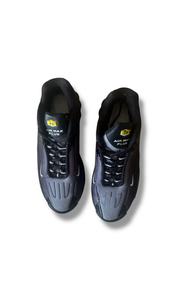 Nike Air Max Plus III Preto & Cinza