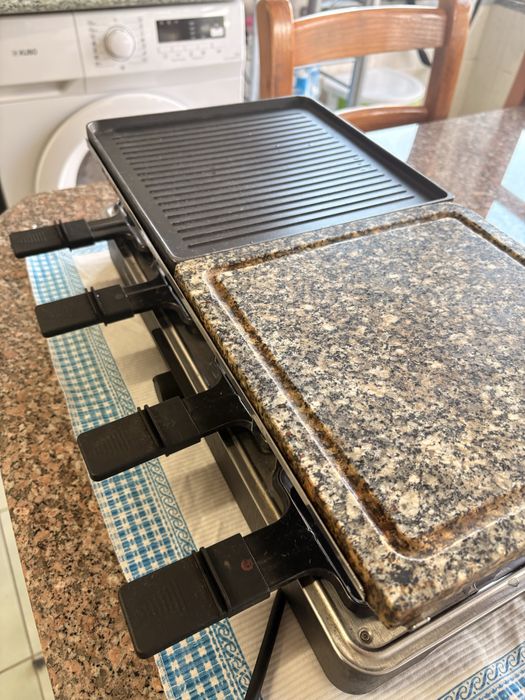 Raclette Grill com Pedra de Granito e Chapa – Perfeito para Reuniões!