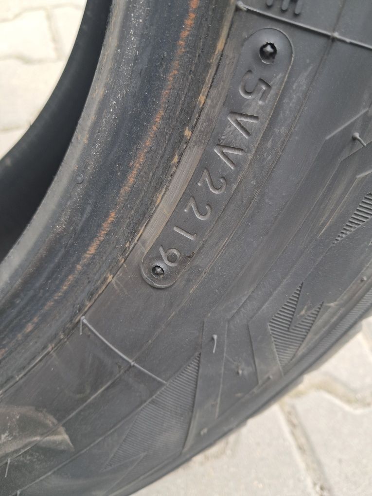 2x 215/65r16c Toyo Observe Van opony do busa VW T5 T6 Opel Vivaro Rena