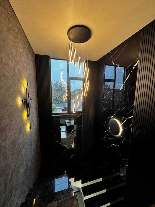 Будинок з авторським ремонтом та меблями