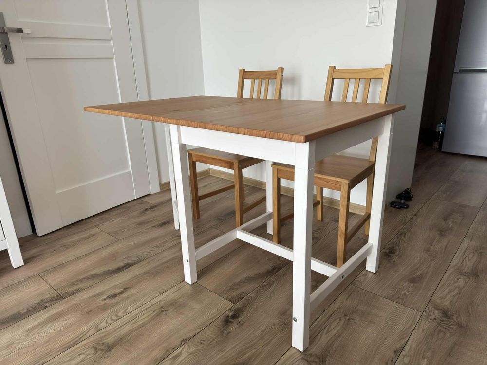 Ikea rozkładany stolik jadalnia drewniany stół krzesła zestaw krzeseł