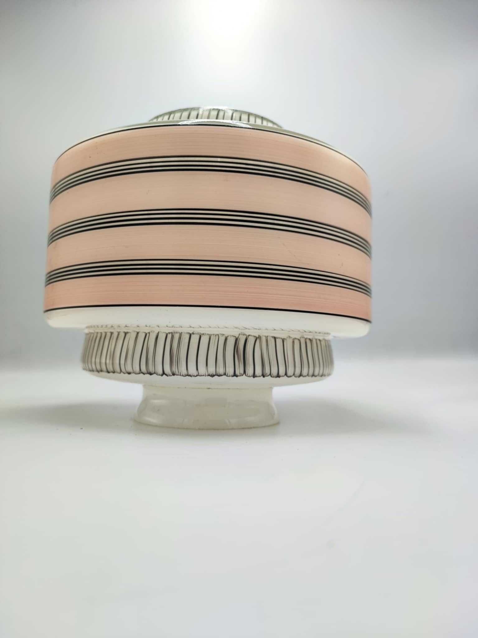 Przedwojenny art deco klosz śr.montażowa 7,8 cm.stopniowany