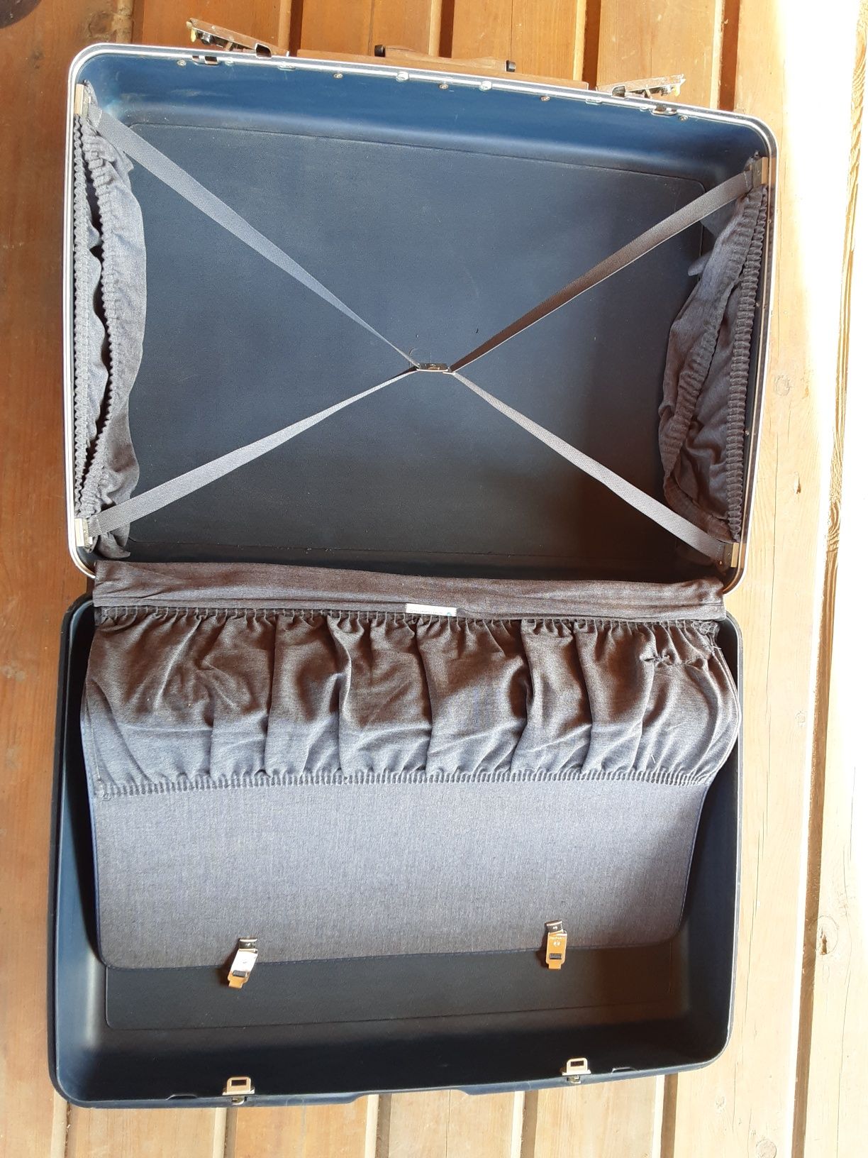 Stara walizka Samsonite