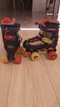 Wrotki r30 -33 kask