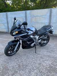 Yamaha fz6        .