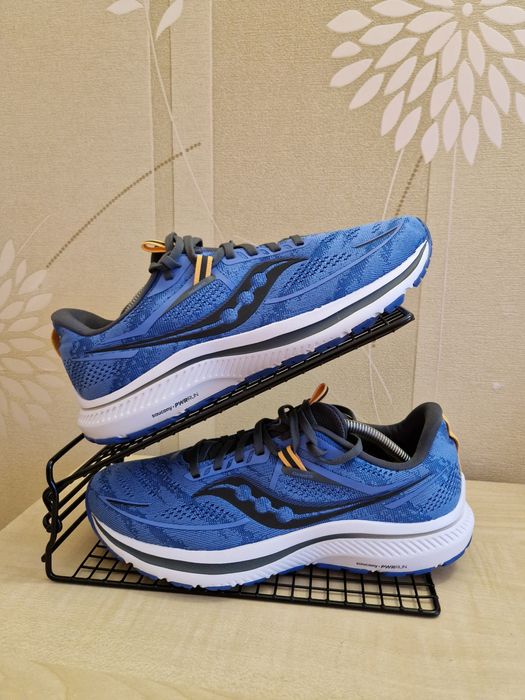 Кроссовки женские Saucony Omni 21