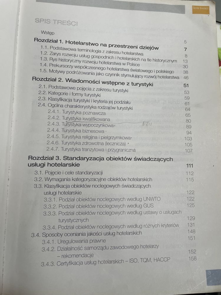 Organizacja pracy w hotelarstwie-Tom II. Część 1