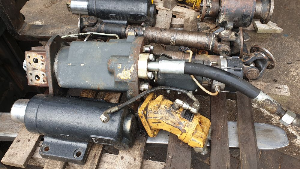 koparka cat 313d 315d stabilizator pompa obrotu siłownik ramie