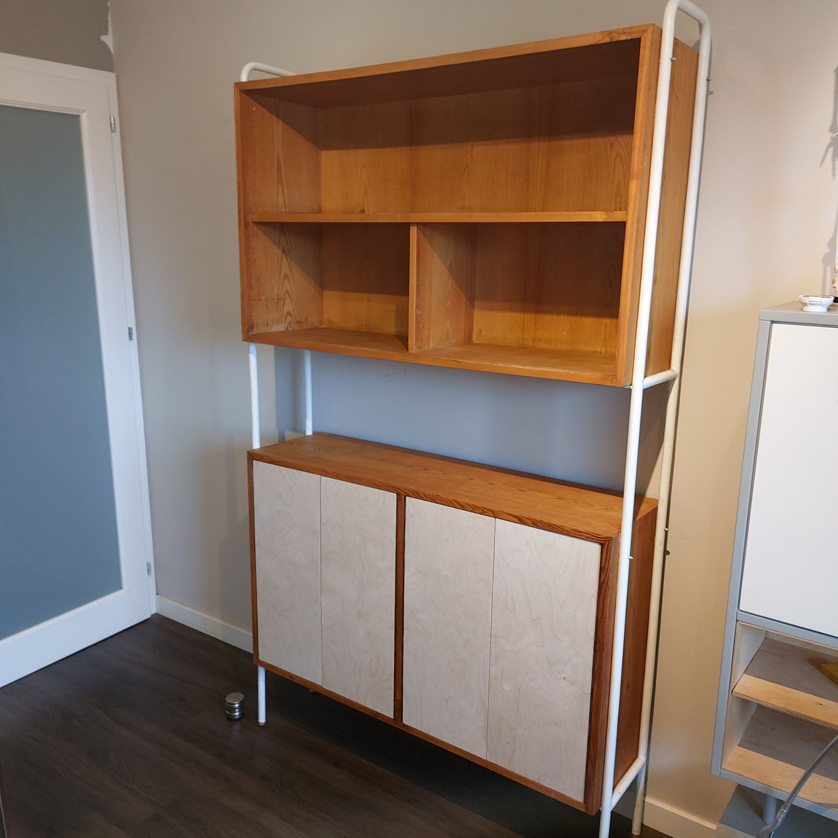 Stary regal z recepcji szpitalnej z lat 70-80 prl loft vintage