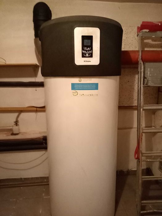 Pompa ciepłej wody DHW 300D+
