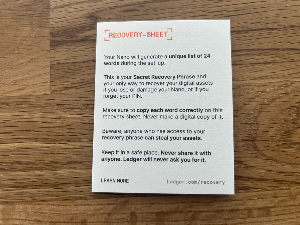 Portfel kryptowalut LEDGER Nano S Plus Srebrno-czarny