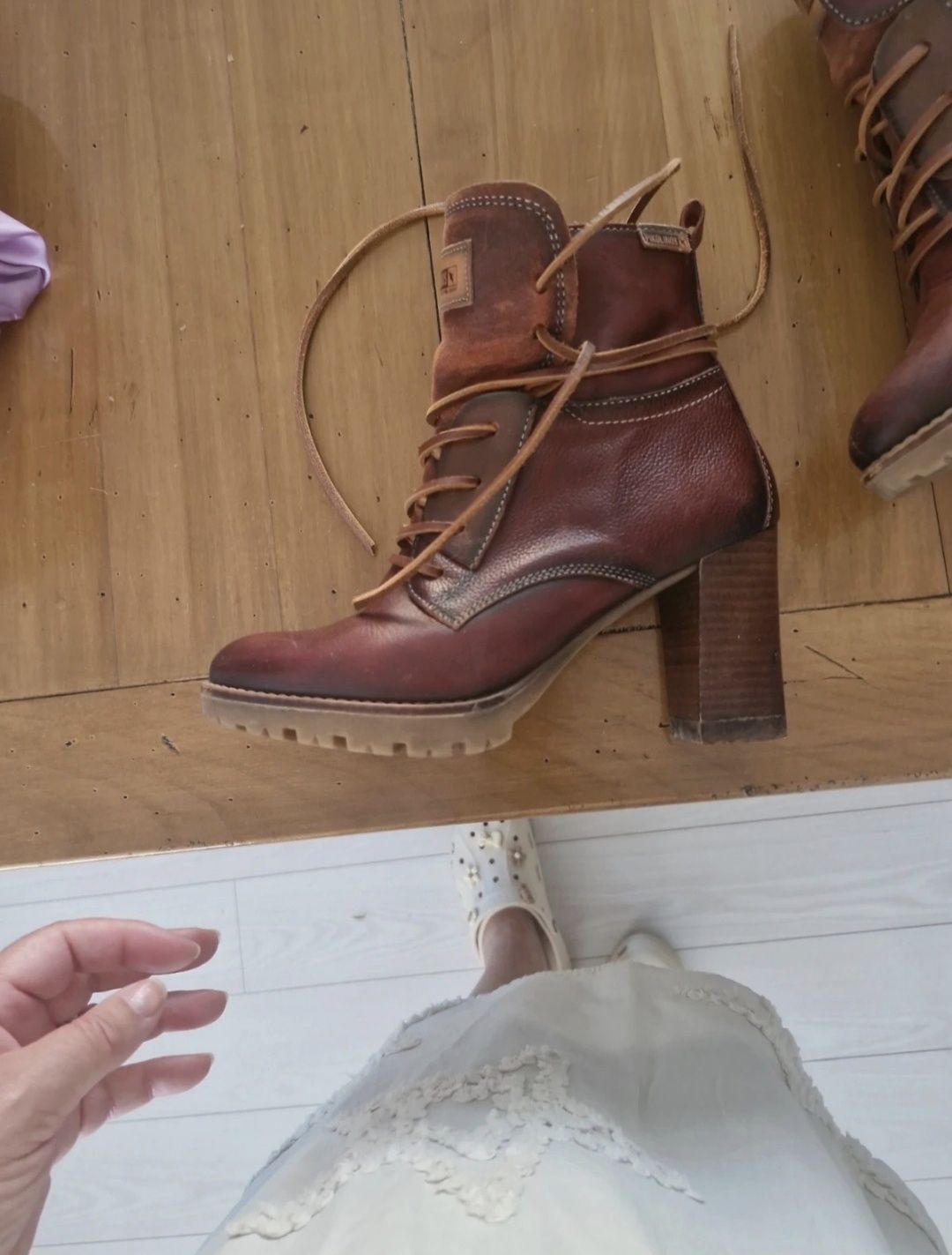 Botas Pikolinos Connelly Arcilla