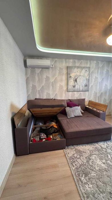 Продам диван кутовий