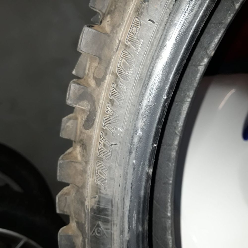 3 Opony michelin i dunlop 90x90 r21 140x70x r18