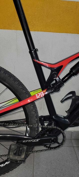 Bicicleta BTT Cross-Country Suspensão Total em excelente estado