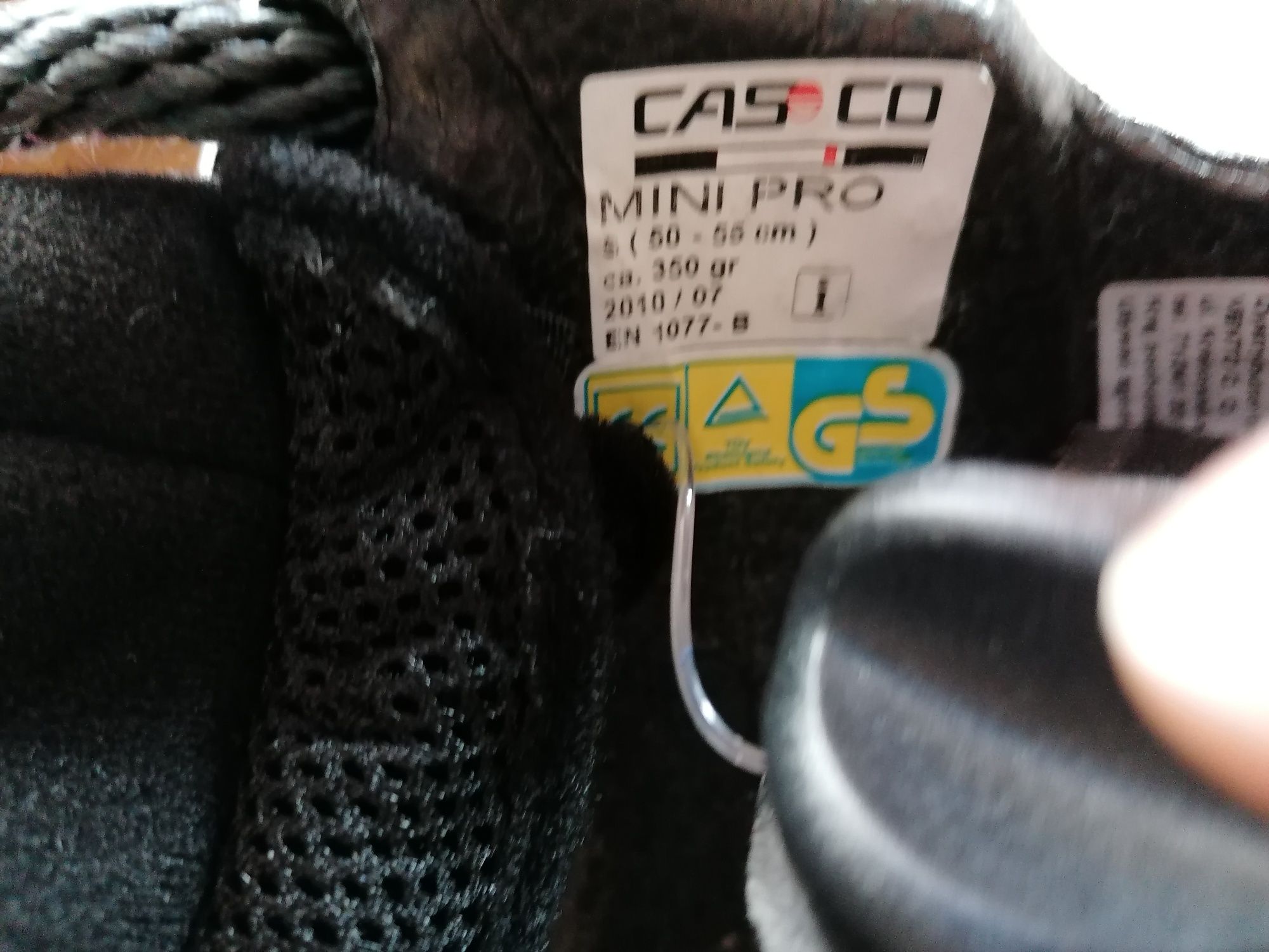 Kask narciarski firmy Casco