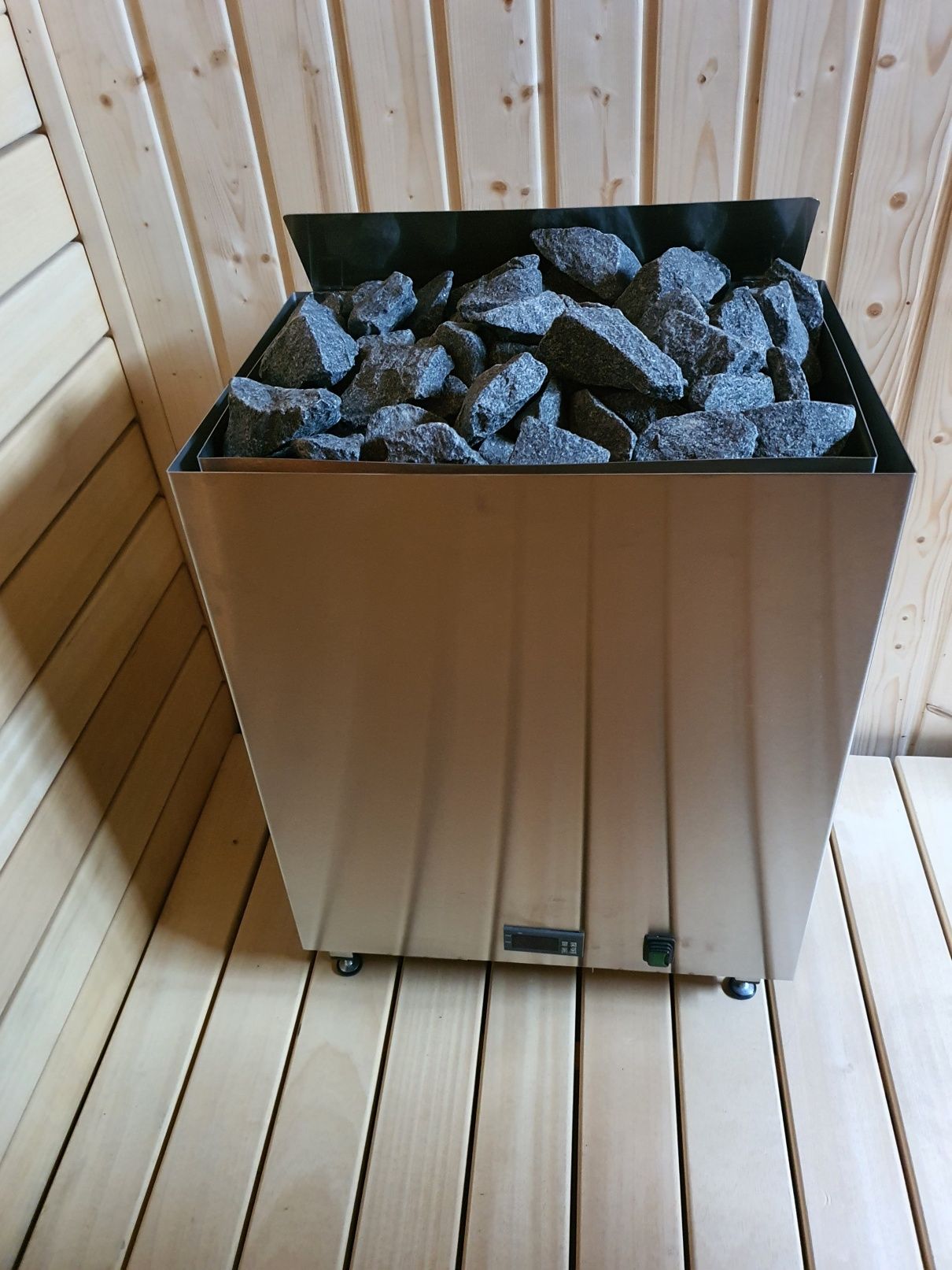 Piecyk do sauny 9kW grzałki Harvia
