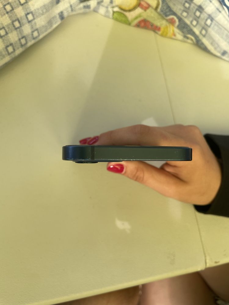 Iphone 12 128gb.