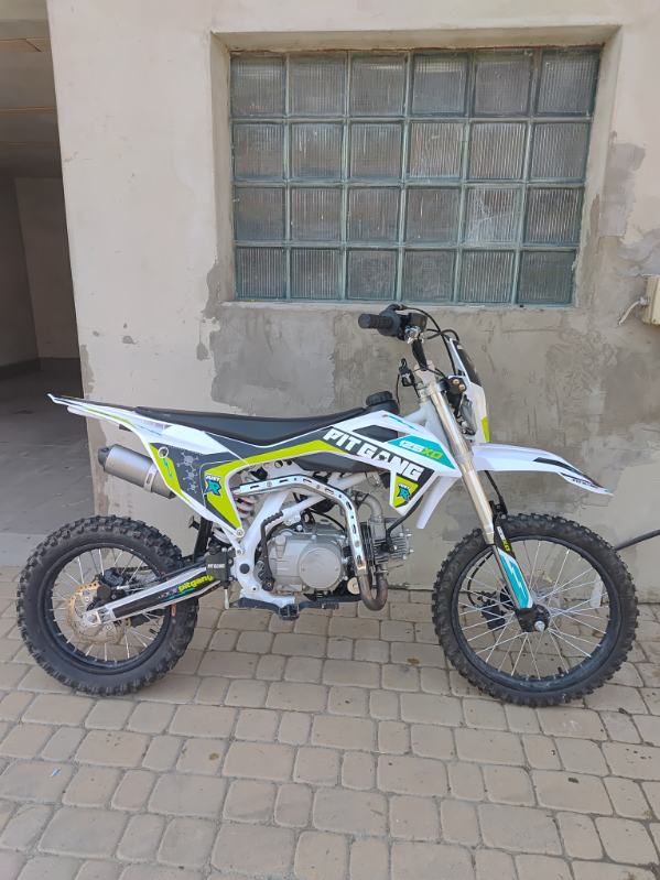 Sprzedma crossa marki Pit gang 125 enduro