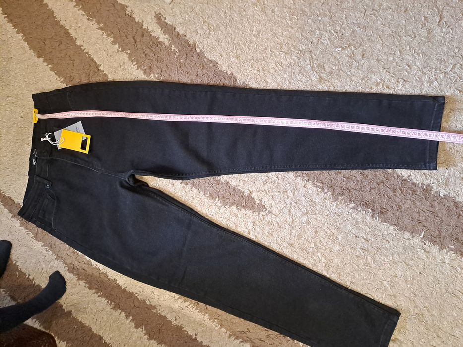 Джинси жіночі чорні утеплені МОМ