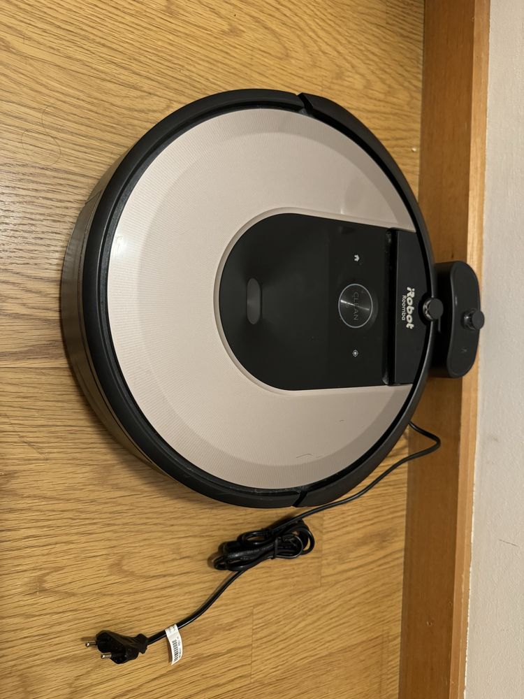 Irobot roomba I6