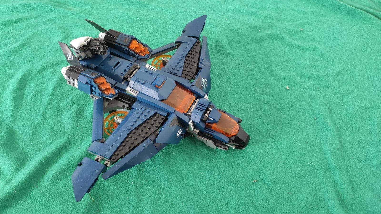 LEGOS montados (vários modelos)