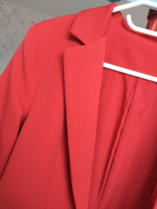 Czerwona marynarka rozm. S/36.