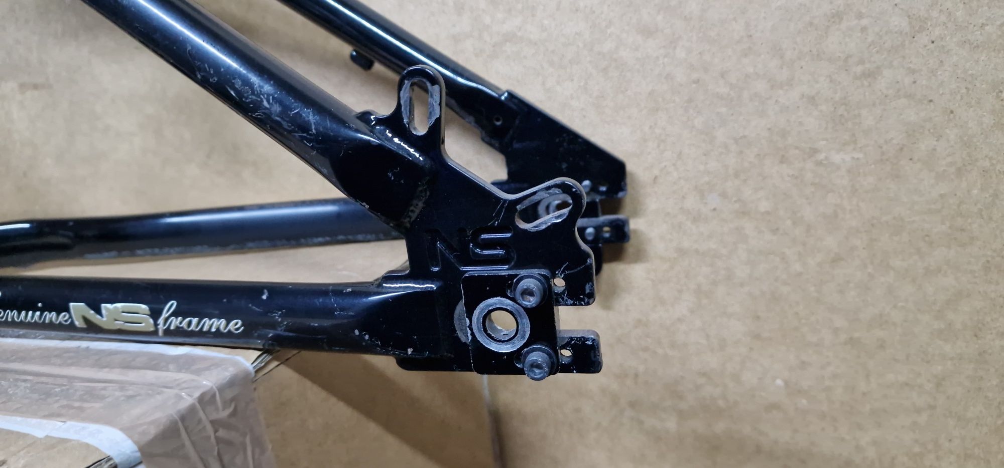 Rama NS bikes bitch 26, haki plus dodatki wysyłka gratis!