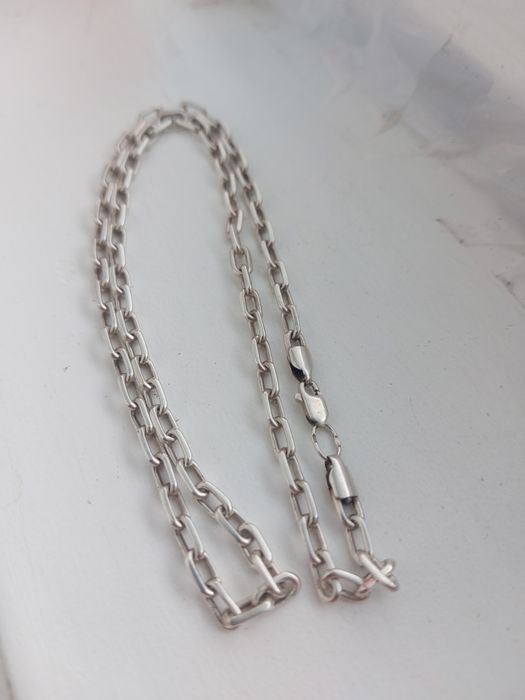 Серебряная цепочка якорь