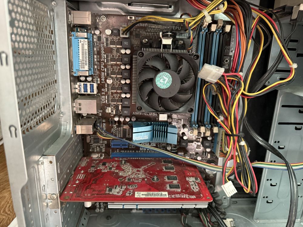 AMD 4100 radeon  5450  с блоком питания
