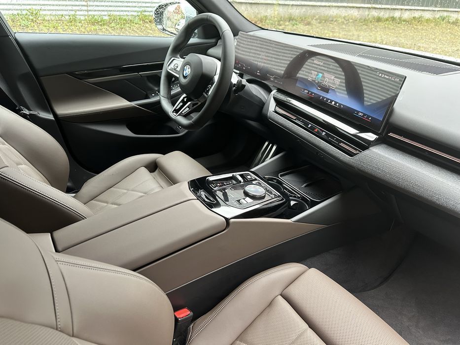 BMW 520i M-PAKIET wynajem z wykupem w kwocie od 4590zł BEZ BIK