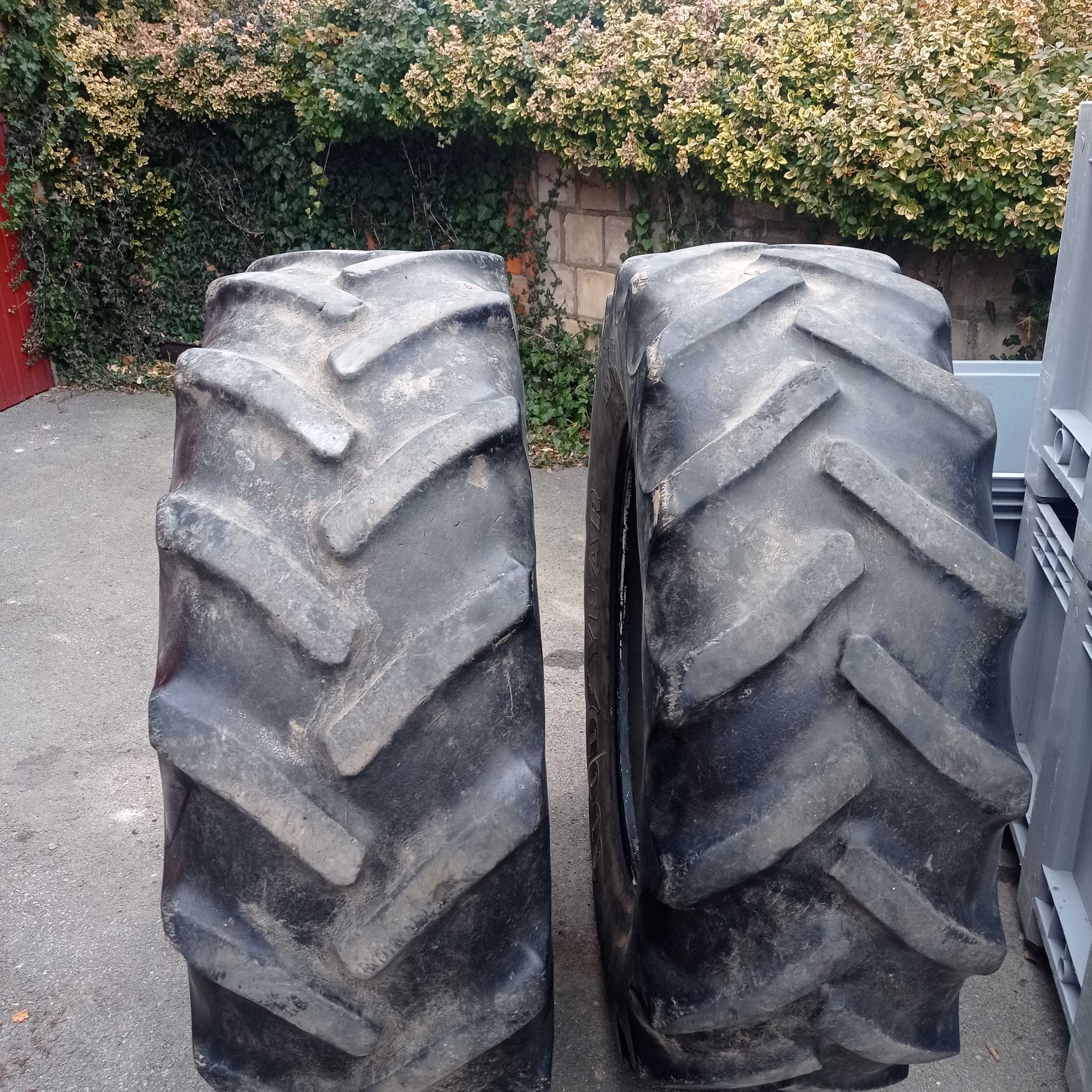 Opony Goodyar 420/70 R28