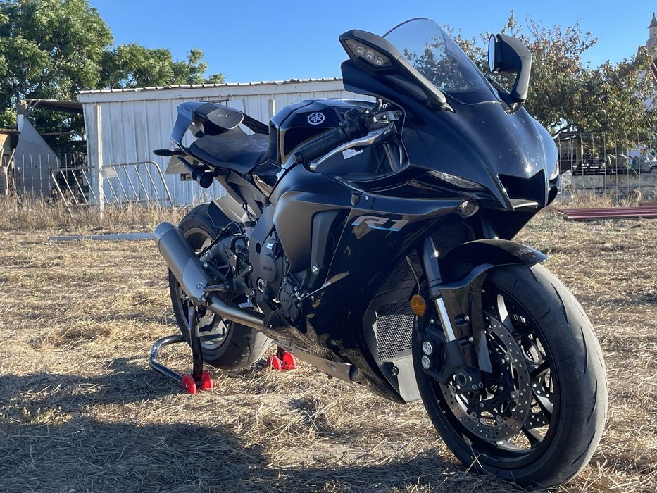 Yamaha R1 2023 - Como Nova!