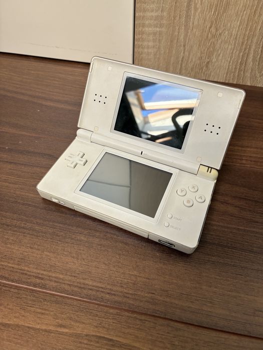 Nintendo ds lite
